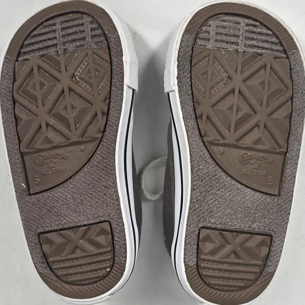 CONVERSE INFANT SNEAKERS – SIZE 5 – GRAY CANVAS RUBBER TOE – CLASSIC CHUCK STYLE